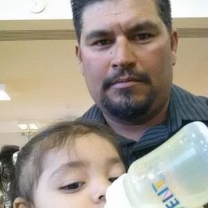 Meet your Posher, Luis